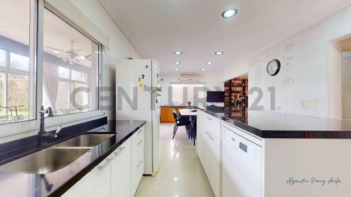 Foto de VENTA CASA 5 AMBIENTES BARRIO DON JOAQUIN EZEIZA, imagen 1