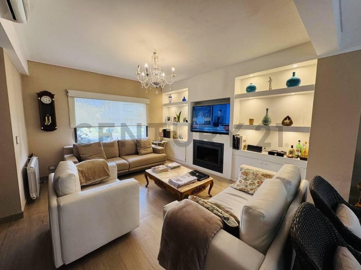 Foto de CASA EN VENTA- BARRIO EL ROCIO, imagen 2