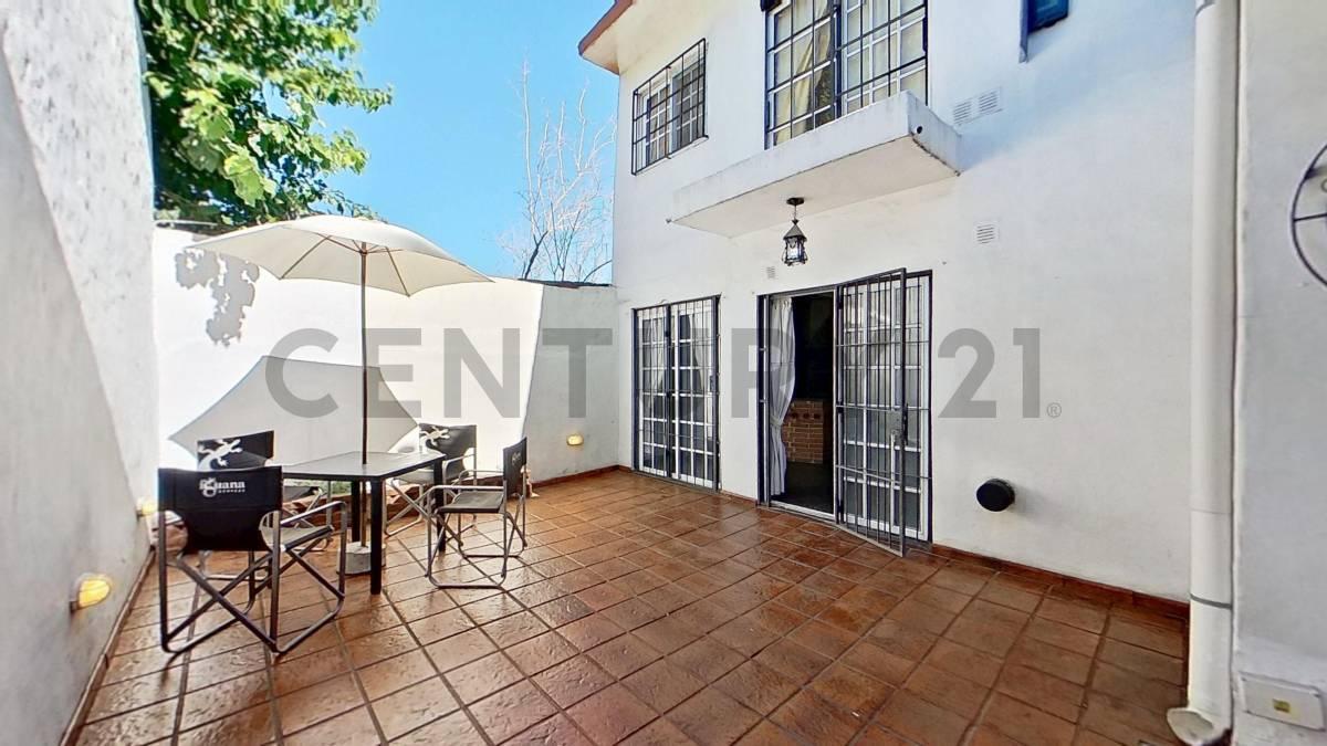 Foto de VENTA CHALET 3 AMBIENTES EZEIZA COCHERA PARRILLA, imagen 1