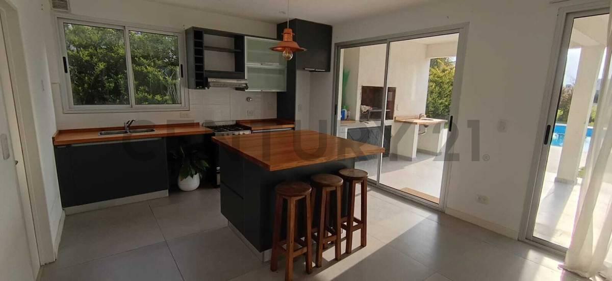 Foto de Casa en alquiler anual en Puertos del Lago Barrio Ceibos, imagen 5