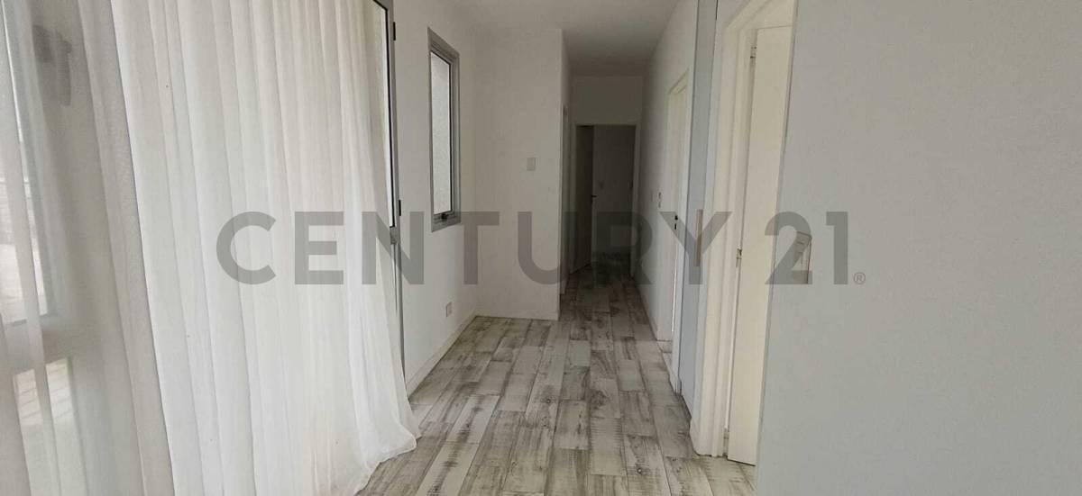 Foto de Casa en alquiler anual en Puertos del Lago Barrio Ceibos, imagen 1