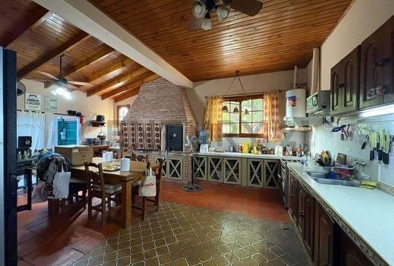 Foto de CASA EN VENTA 6 AMBIENTES SAN MIGUEL DEL MONTE, imagen 5