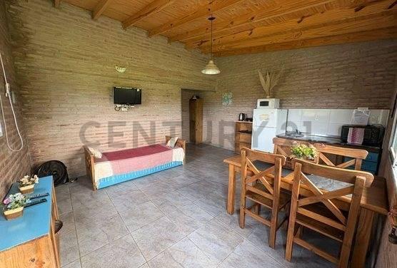 Foto de CASA EN VENTA 2 AMBIENTES LOBOS, imagen 2