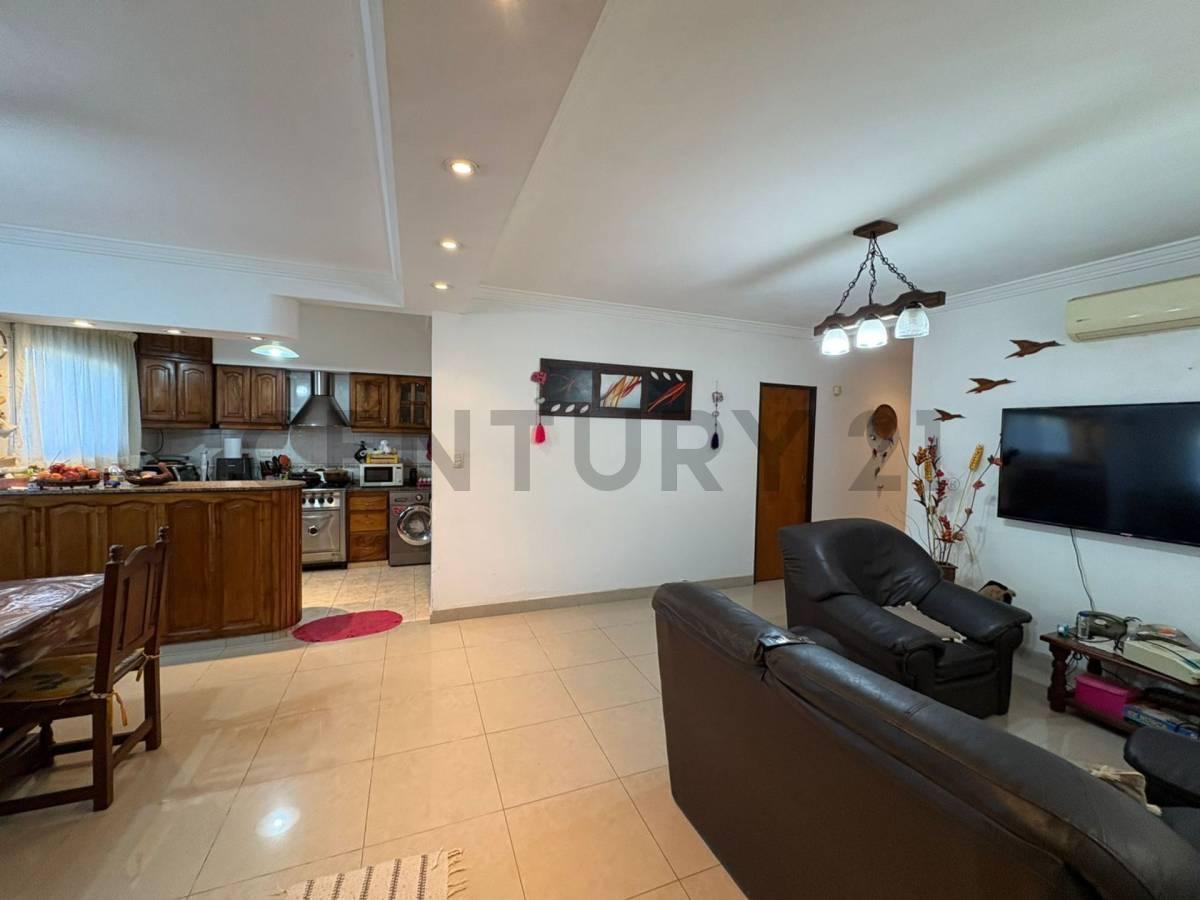 Foto de CASA EN VENTA 4 AMBIENTES, CAÑUELAS (BS AS), imagen 4