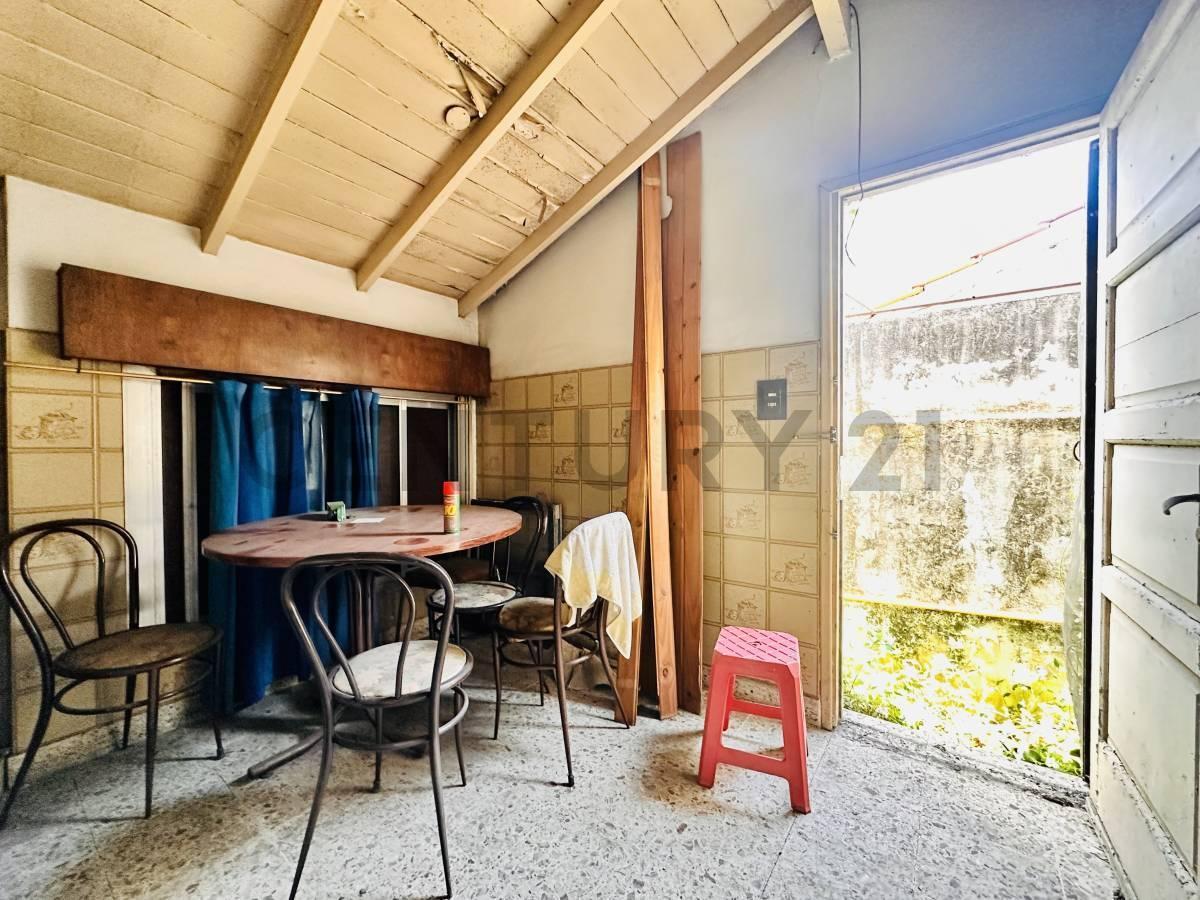 Foto de CASA A RECICLAR + GALPON EN LOTE DE PROPIO 200m2, imagen 3