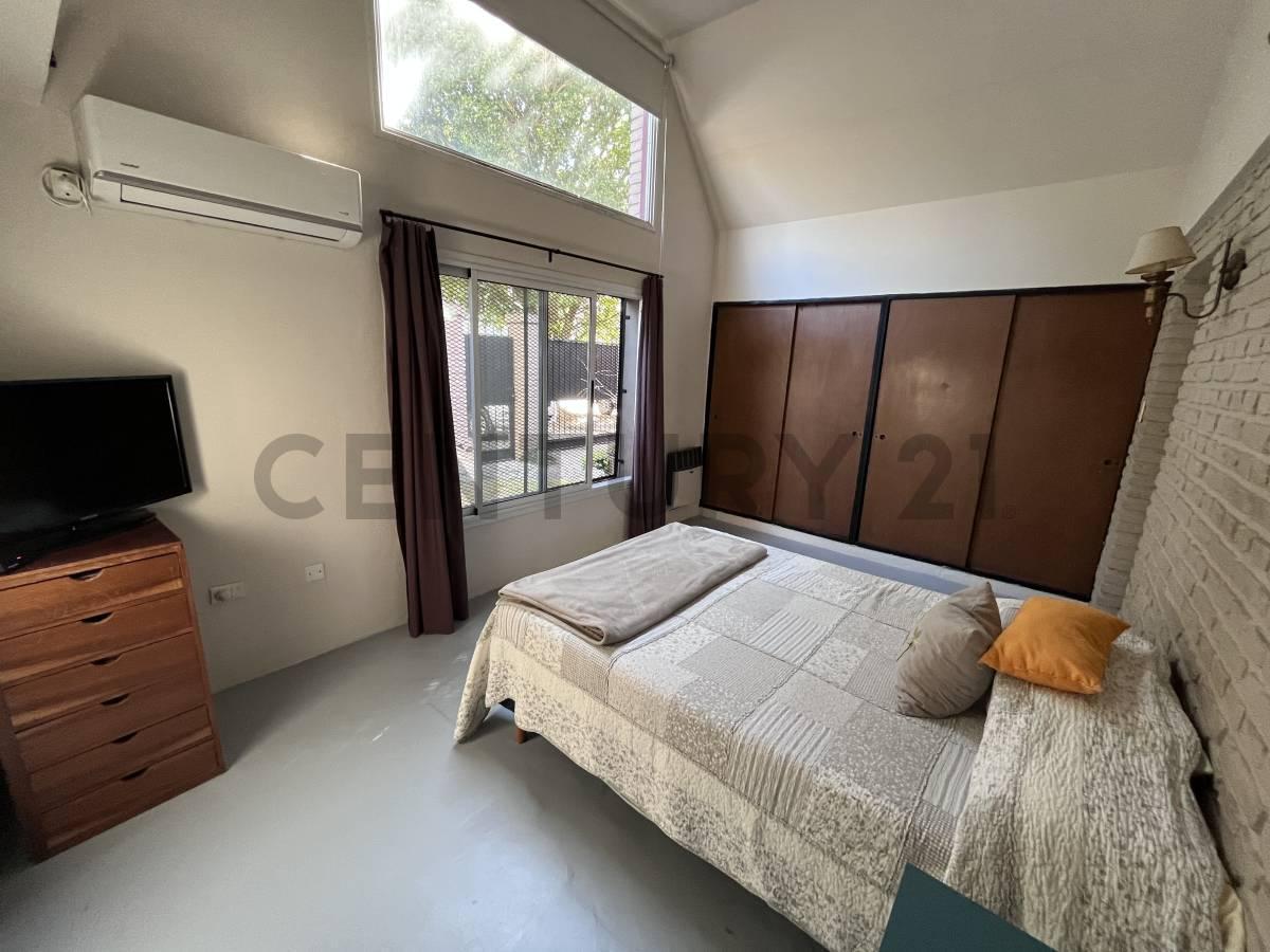 Foto de VENTA CASA 4 AMB ITUZAINGO NORTE COCHERA, JARDIN Y PATIO, imagen 3