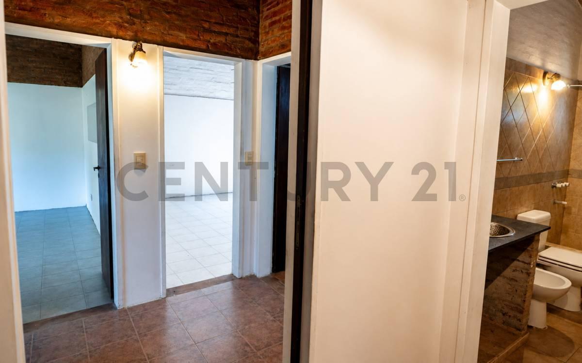 Venta Casa 5 ambientes Exaltacion de la Cruz