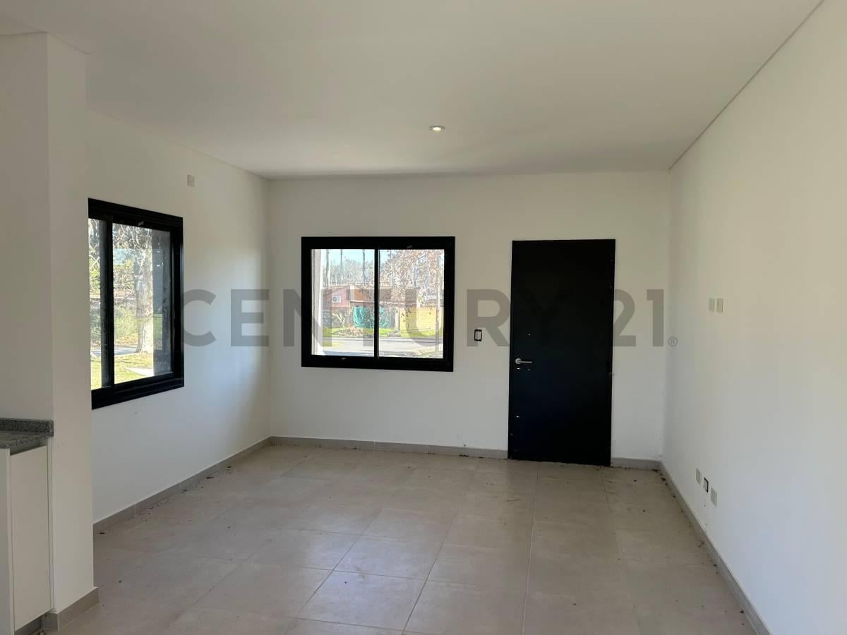Foto de VENTA CASA 3 AMBIENTES DEL VISO A ESTRENAR, imagen 5