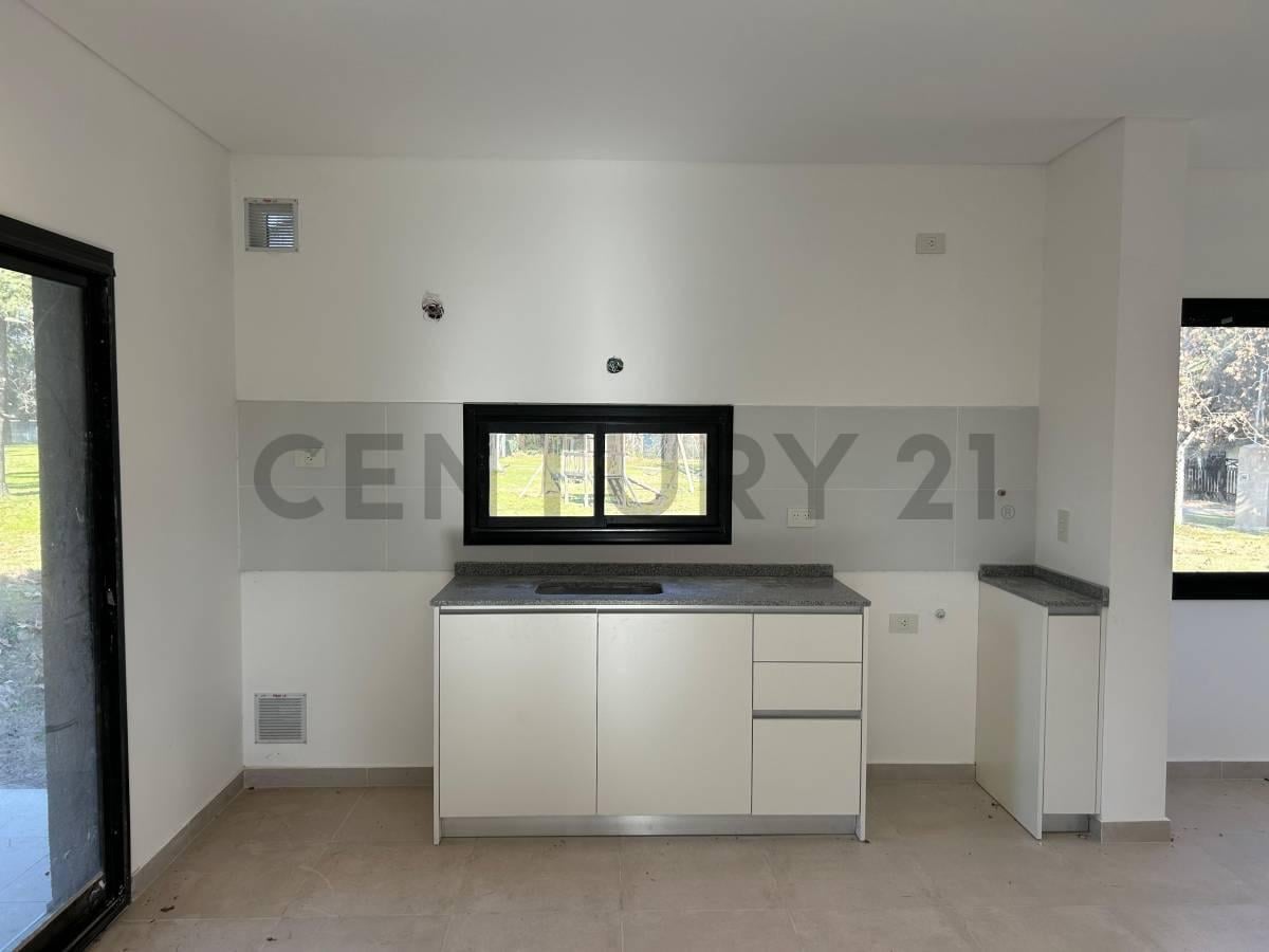 Foto de VENTA CASA 3 AMBIENTES DEL VISO A ESTRENAR, imagen 4