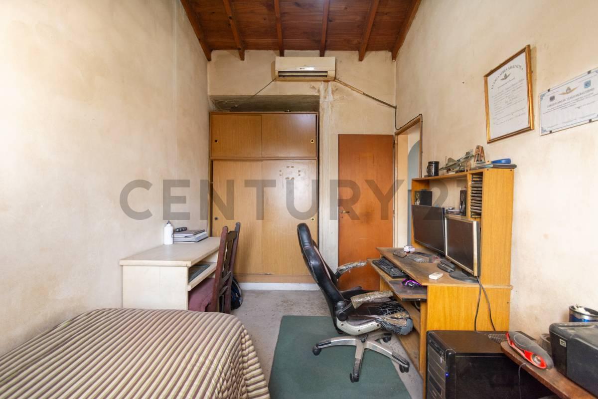 Foto de Venta Casa 4 Ambientes San Miguel con Pileta, imagen 5