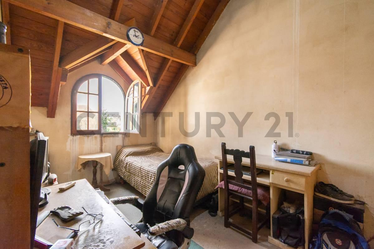Foto de Venta Casa 4 Ambientes San Miguel con Pileta, imagen 1
