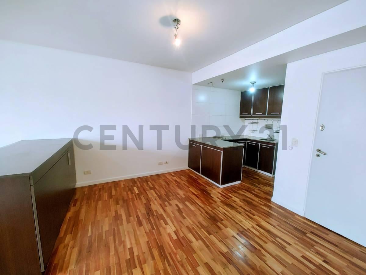 Foto de DEPARTAMENTO 1 AMBIENTE EN ALQUILER EN ALMAGRO CON BALCON SUM PILETA Y, imagen 1