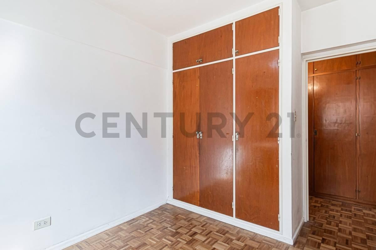 Foto de VENTA DEPTO 3 AMBIENTES PISO ALTO, CON LAVADERO- BELGRANO R, imagen 5