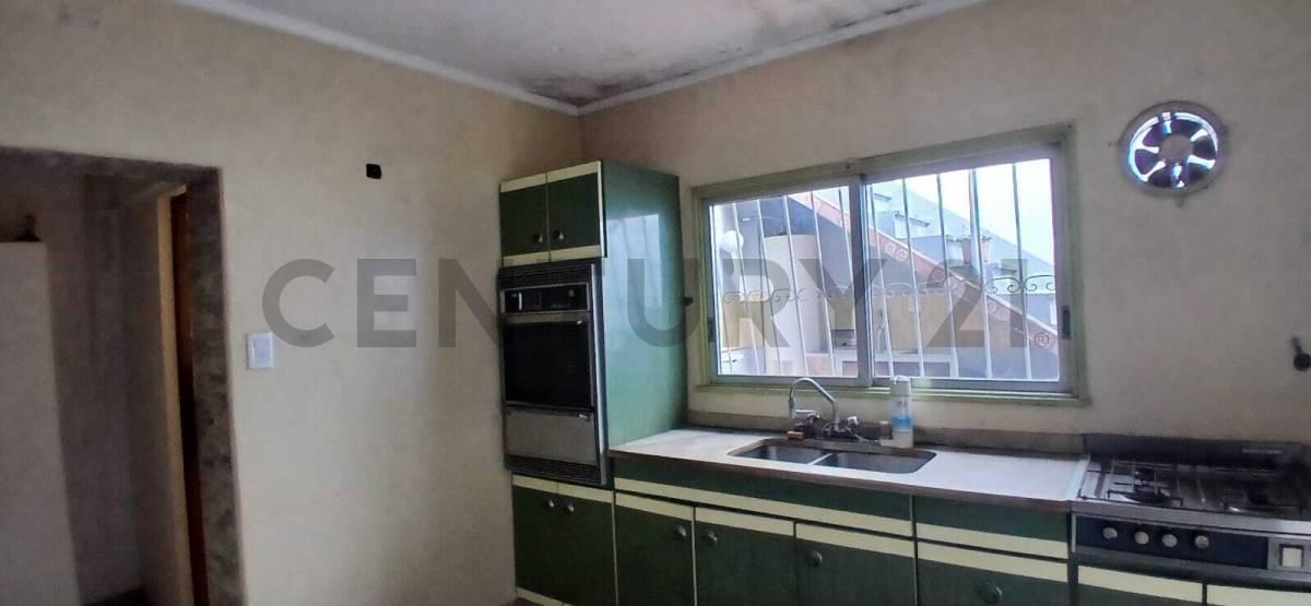 Foto de VENTA CASA 3 AMBIENTES VILLA LUGANO APTA CREDITO, imagen 3