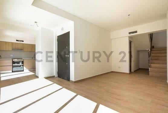 Foto de DUPLEX VENTA CABALLITO 2 AMBIENTES BALCON TOILETTE, imagen 1