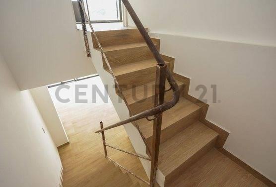 Foto de DUPLEX VENTA CABALLITO 2 AMBIENTES BALCON TOILETTE, imagen 3