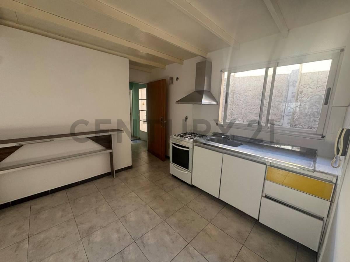 Foto de Departamento 2 ambientes en venta - Villa General Mitre, imagen 3