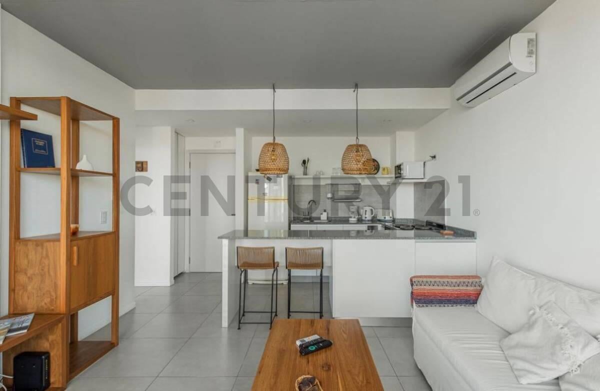 Foto de VENTA DTO. 2 AMB C/COCHERA RIVERSIDE APTO CREDITO PISO ALTO, imagen 2