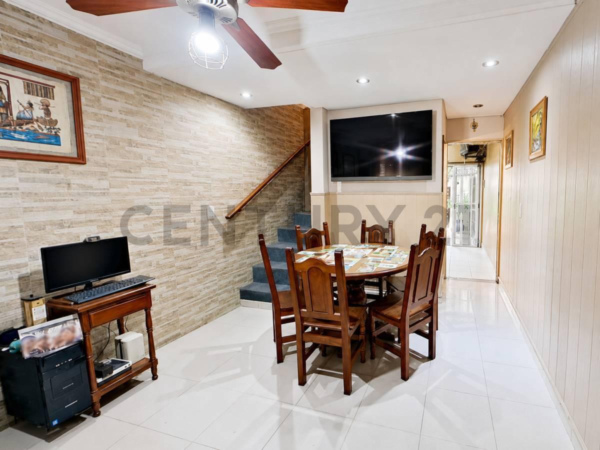 Foto de OPORTUNIDAD PH 4 AMBIENTES CON PATIO Y TERRAZA APTO CREDITO, imagen 1