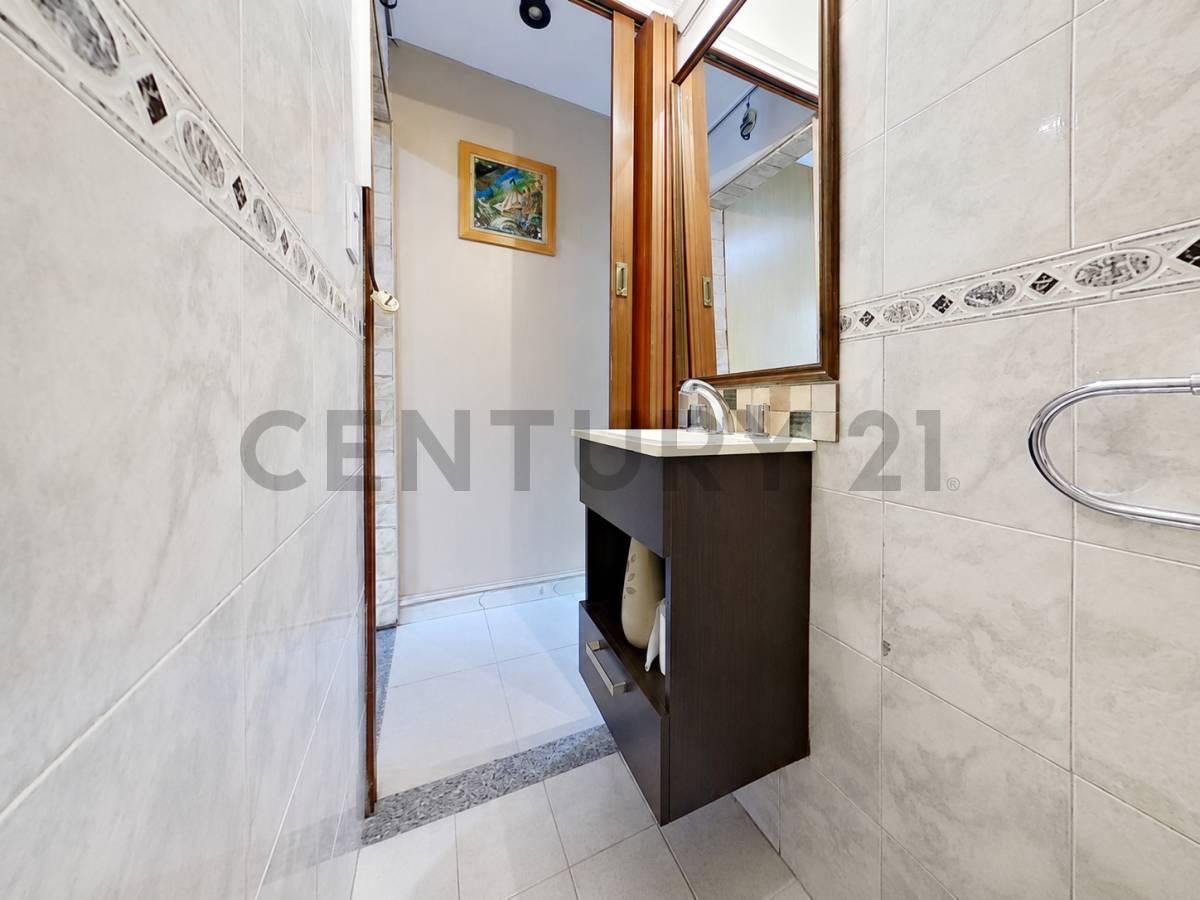 Foto de OPORTUNIDAD PH 4 AMBIENTES CON PATIO Y TERRAZA APTO CREDITO, imagen 4