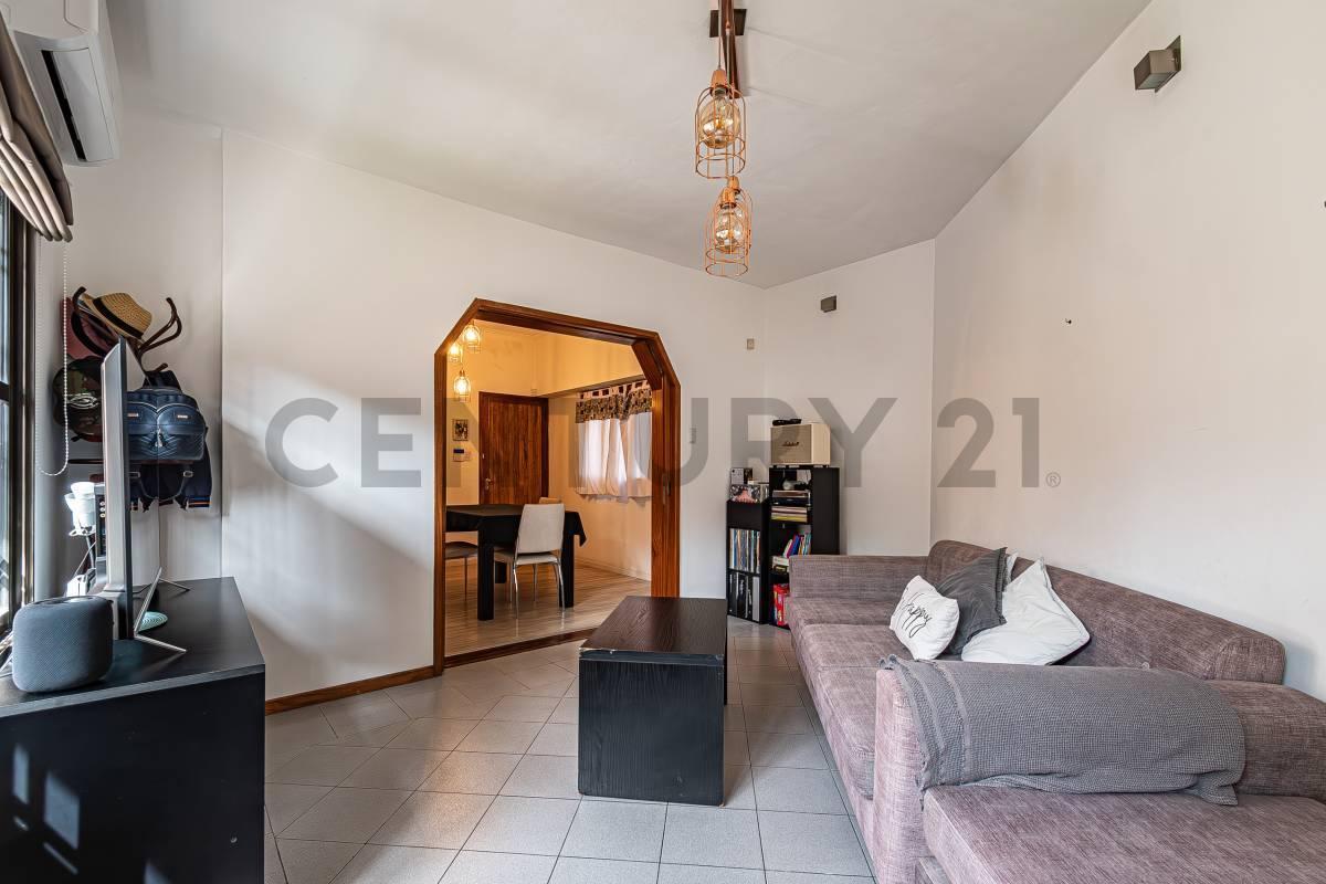Foto de Casa 4 ambientes con cochera doble, quincho, terraza y SUM, en Ramos, imagen 4