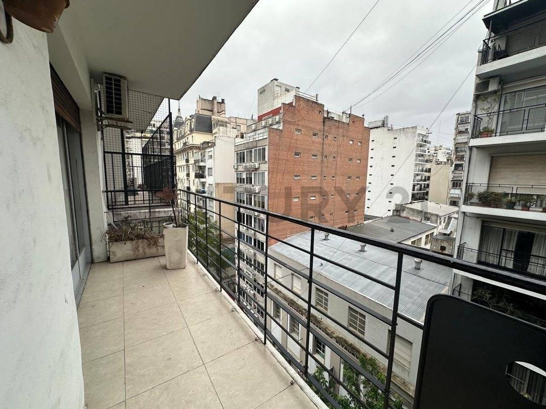 Foto de VENTA DEPTO 4 AMB PISO ALTO C/DEP C/BALCON - LUMINOSO Y APTO CREDITO, imagen 2
