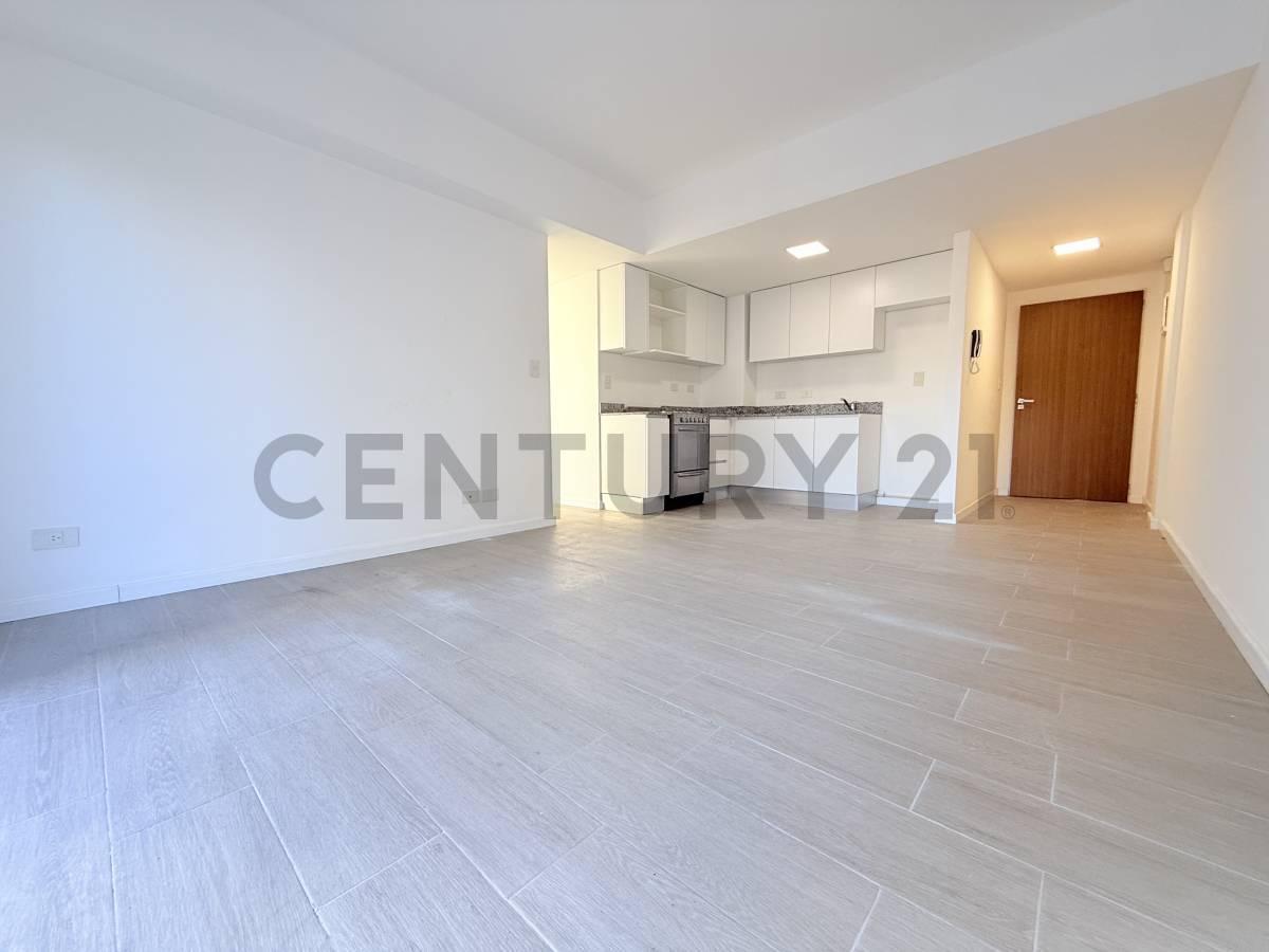 Foto de ALQUILER DEPARTAMENTO 2 AMBIENTES EN CONSTITUCION CON BALCON, imagen 2