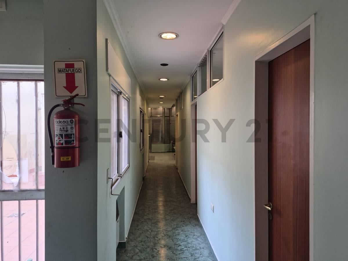 Foto de VENTA CONSULTORIOS EN LANUS IDEAL INVERSIÓN, imagen 5