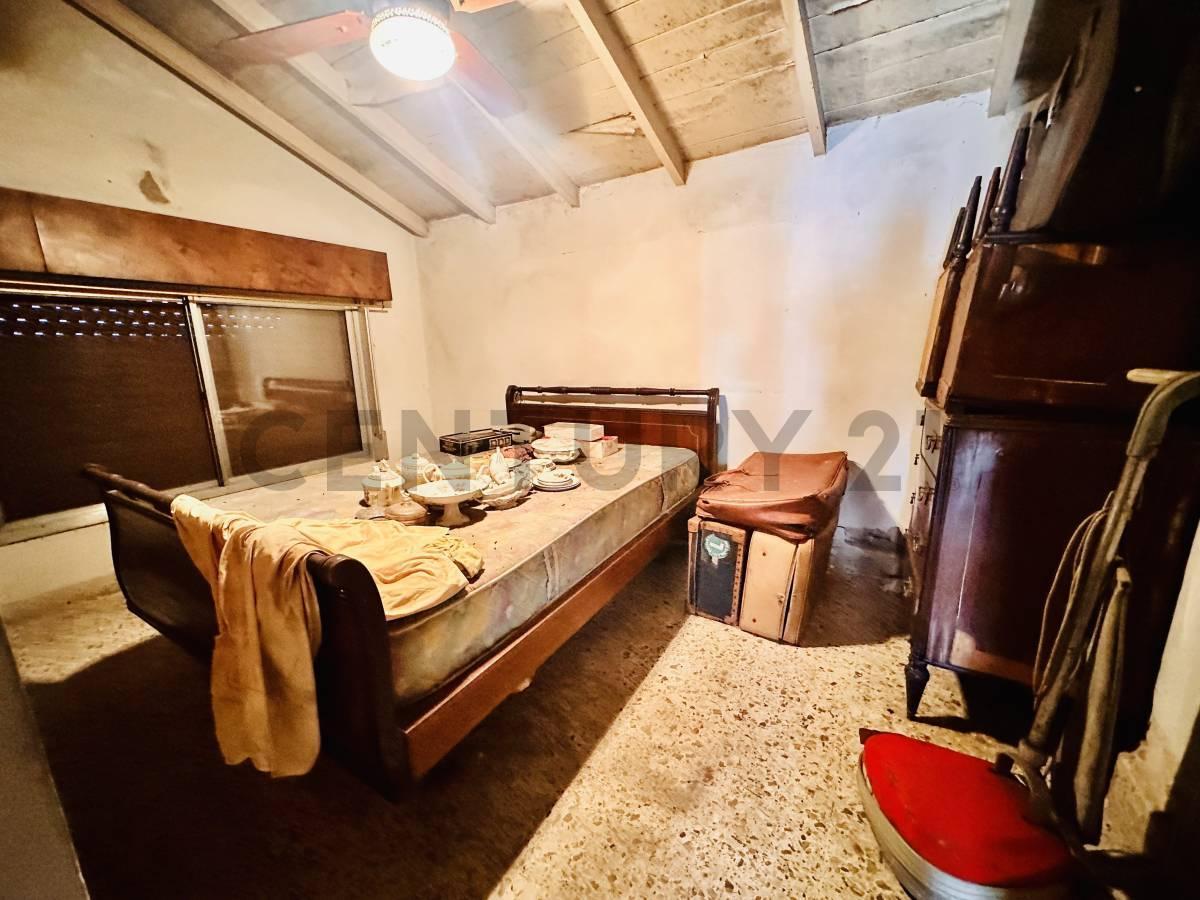 Foto de CASA A RECICLAR + GALPON EN LOTE DE PROPIO 200m2, imagen 5