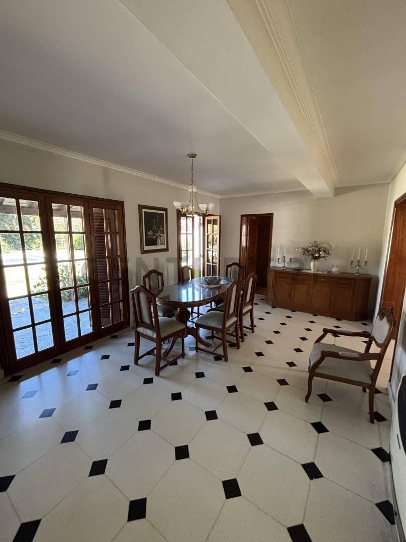 Foto de CASA EN VENTA 5 AMBIENTES, LOBOS, imagen 2