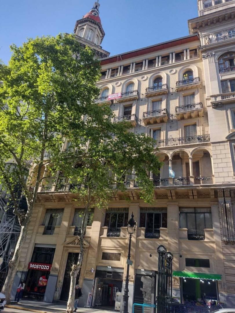 Foto de Único Piso 5º al Frente en Edificio de Categoría – Ideal Inversores, imagen 4