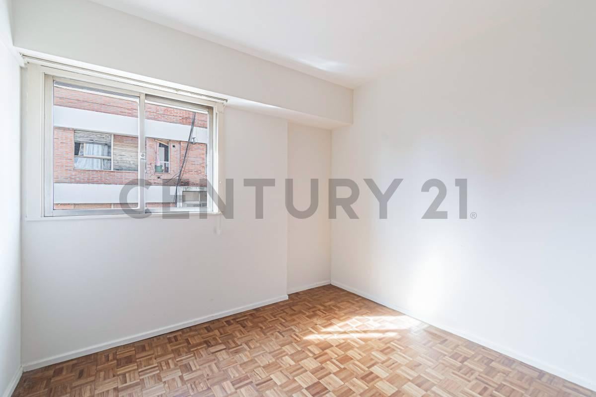 Foto de VENTA DEPTO 3 AMBIENTES PISO ALTO, CON LAVADERO- BELGRANO R, imagen 5