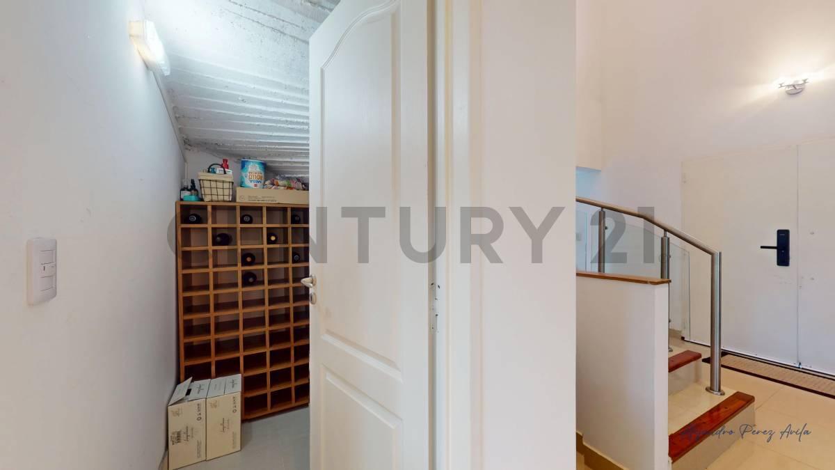 Foto de VENTA CASA 5 AMBIENTES BARRIO DON JOAQUIN EZEIZA, imagen 4