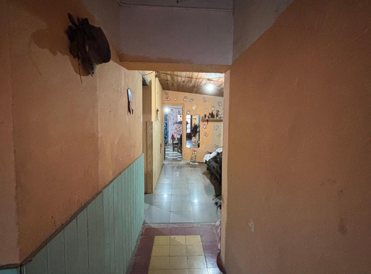 Foto de Venta casa de 4 ambientes en Ranchos con gran potencial de renovación, imagen 3