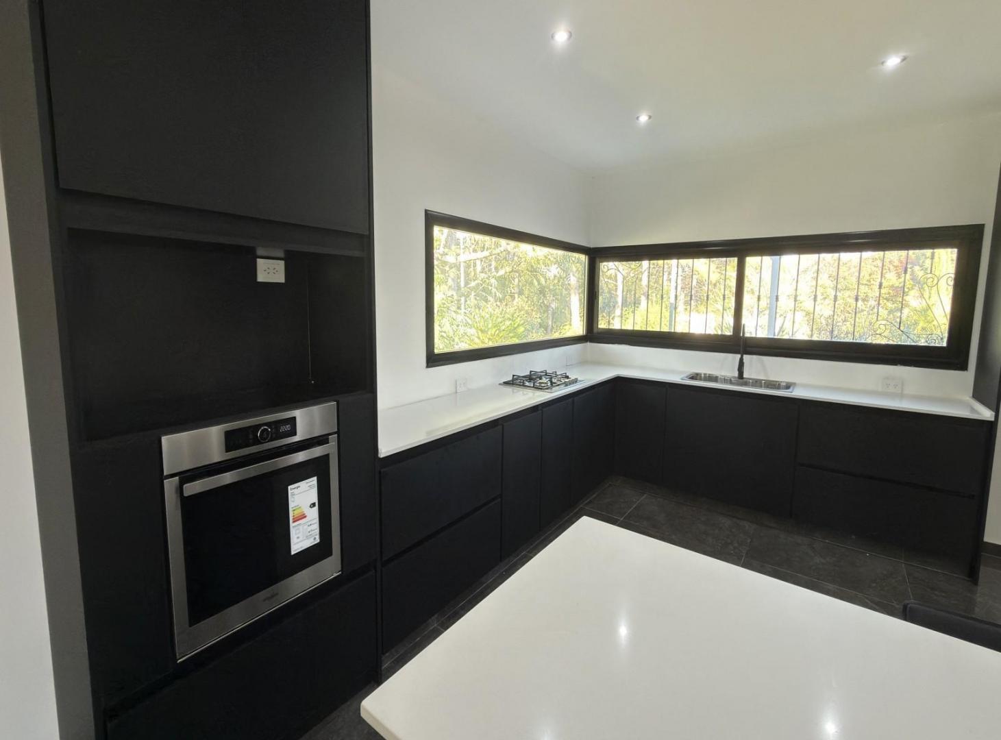 Foto de VENTA CASA 7 AMBIENTES LAS LOMADAS DE CARDALES, imagen 5