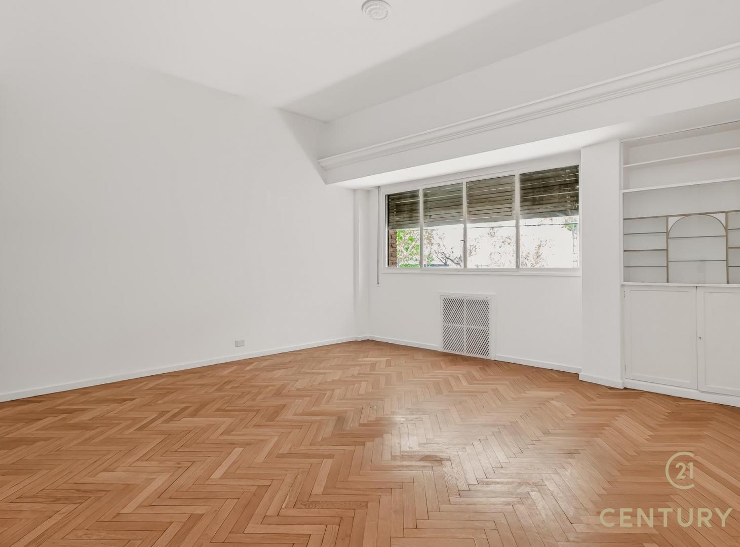 Foto de VENTA DEPTO 2 AMBIENTES C/DEPENDENCIA RECOLETA, imagen 2
