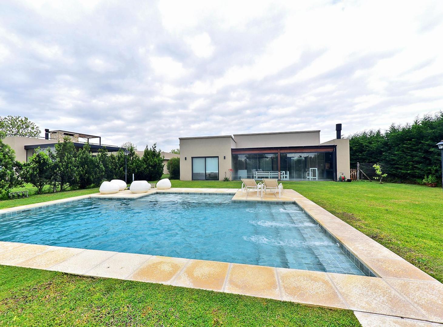 Foto de Casa en venta en Belén de Escobar - El Canton, imagen 1
