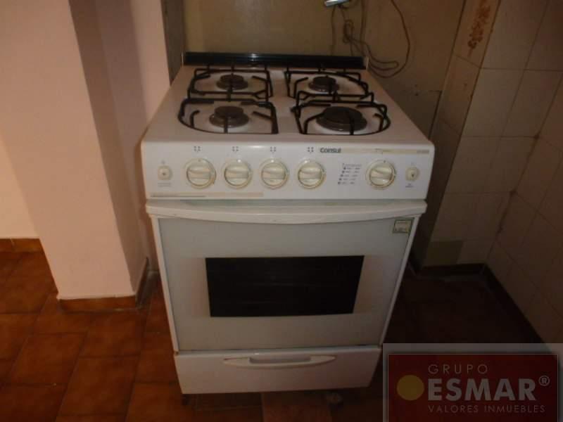 Foto de Gral. Bustos duplex 2 dor livcom, coc y cochera, imagen 2