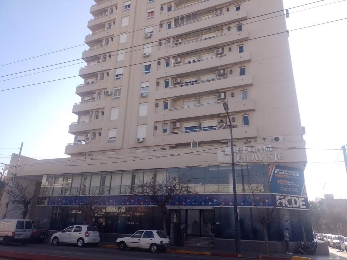 Colon 1400 2 dor balcon entrega y cuotas!!