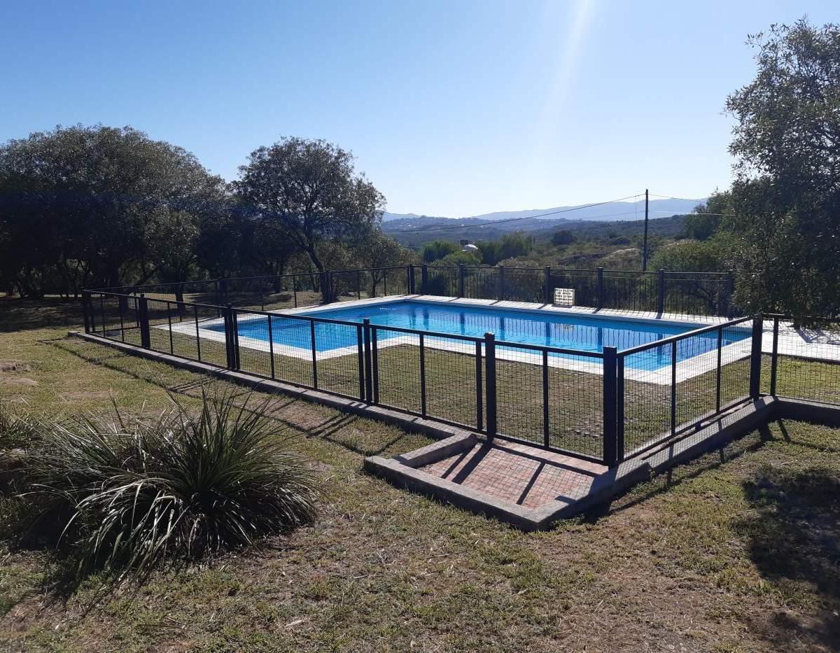 Complejo de Cabañas con Pileta en Cabalango 1