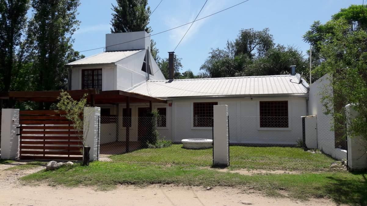 Foto de Apto Credito - Villa Warcalde hermosa 4 dor 2 baños pat pileta coch, imagen 2