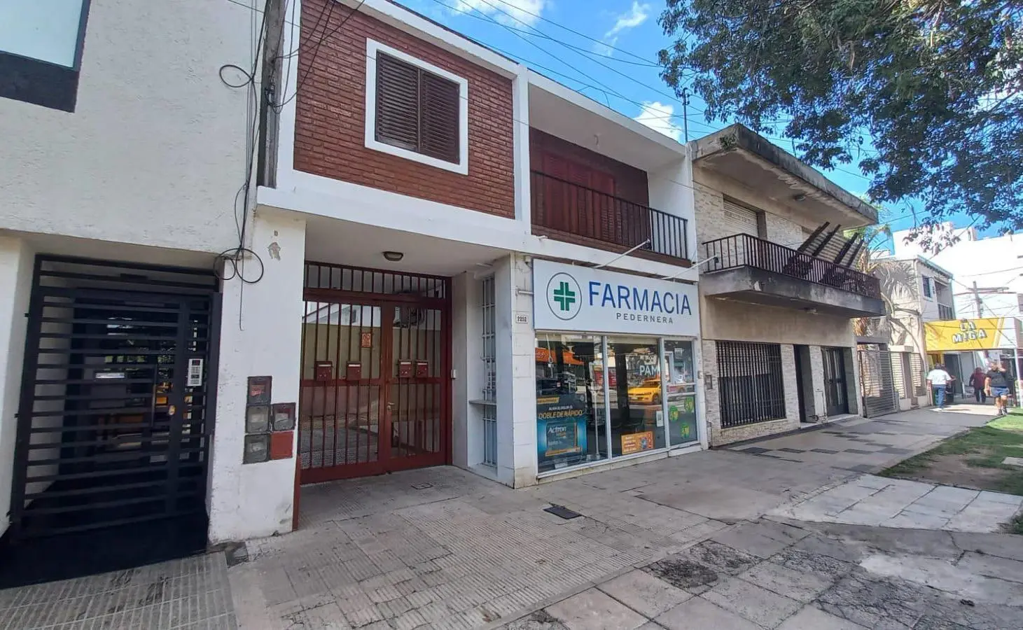 DEPTO EN PLANTA ALTA DE 2 DORMITORIOS CON BALCON 4