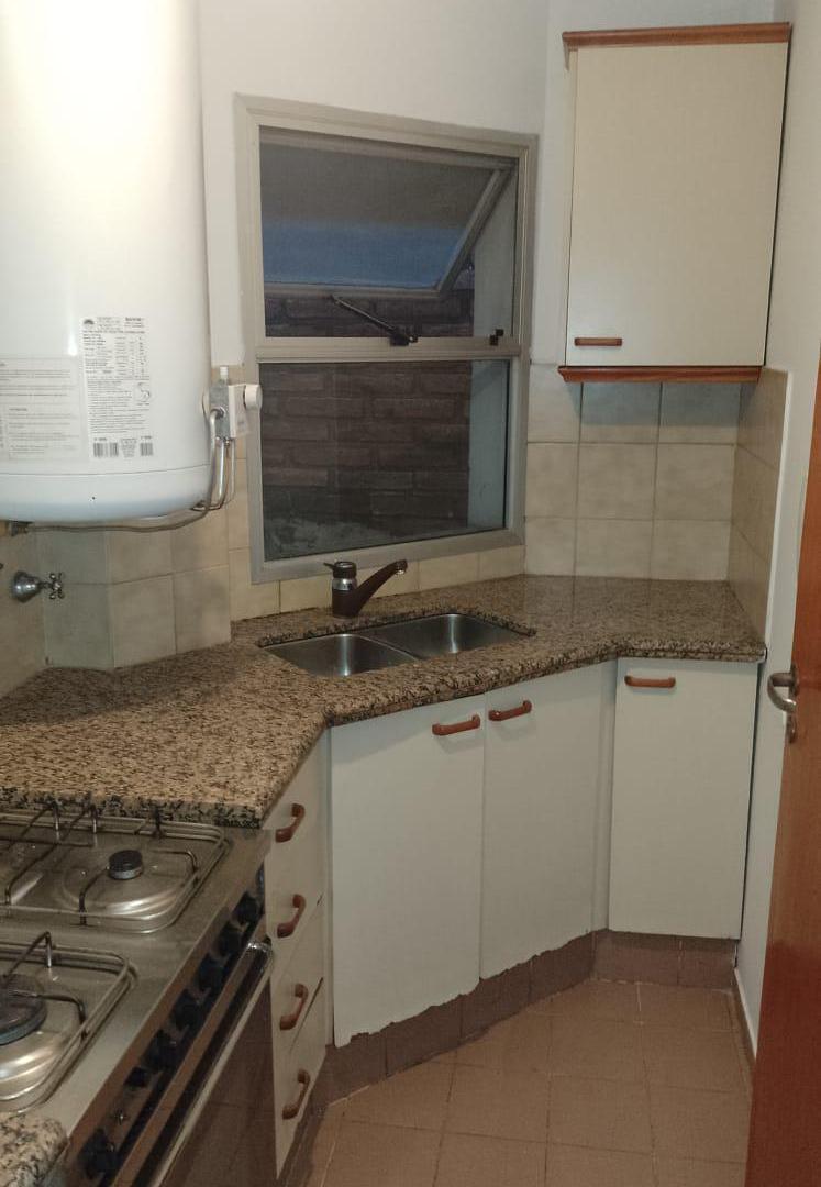 Foto de DEPTO DE 2 DORMITORIOS EN PLENA NUEVA CORDOBA, imagen 5