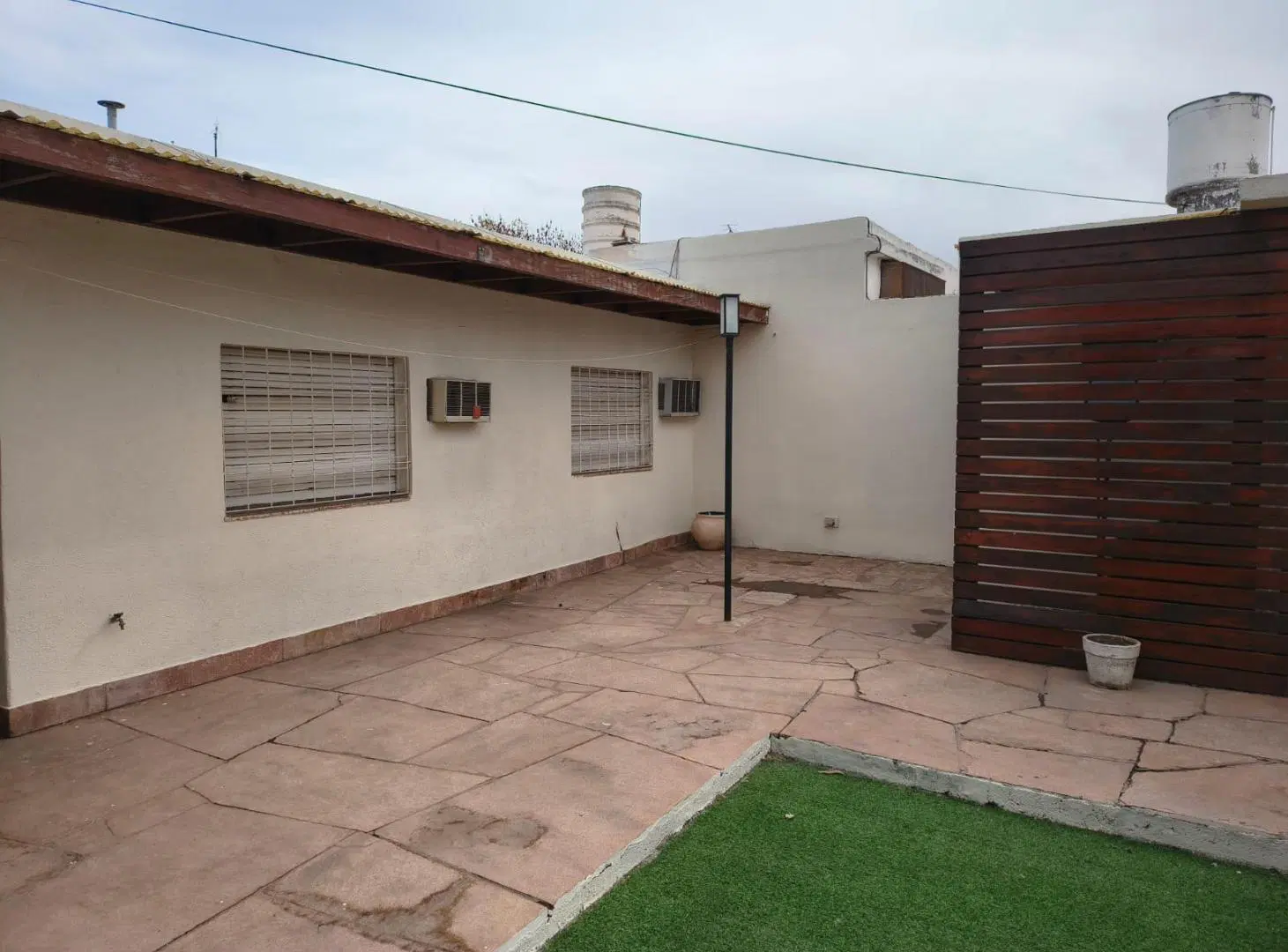 Pque San Vicente hermosa casa de 3 dor , dep servicio patio cochera pileta 5