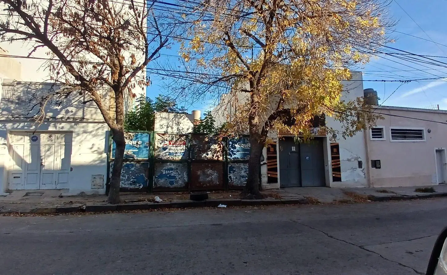Silvestre Remonda 200 a ms de Av Colon 312 ms2 , 6 ms de frente 5