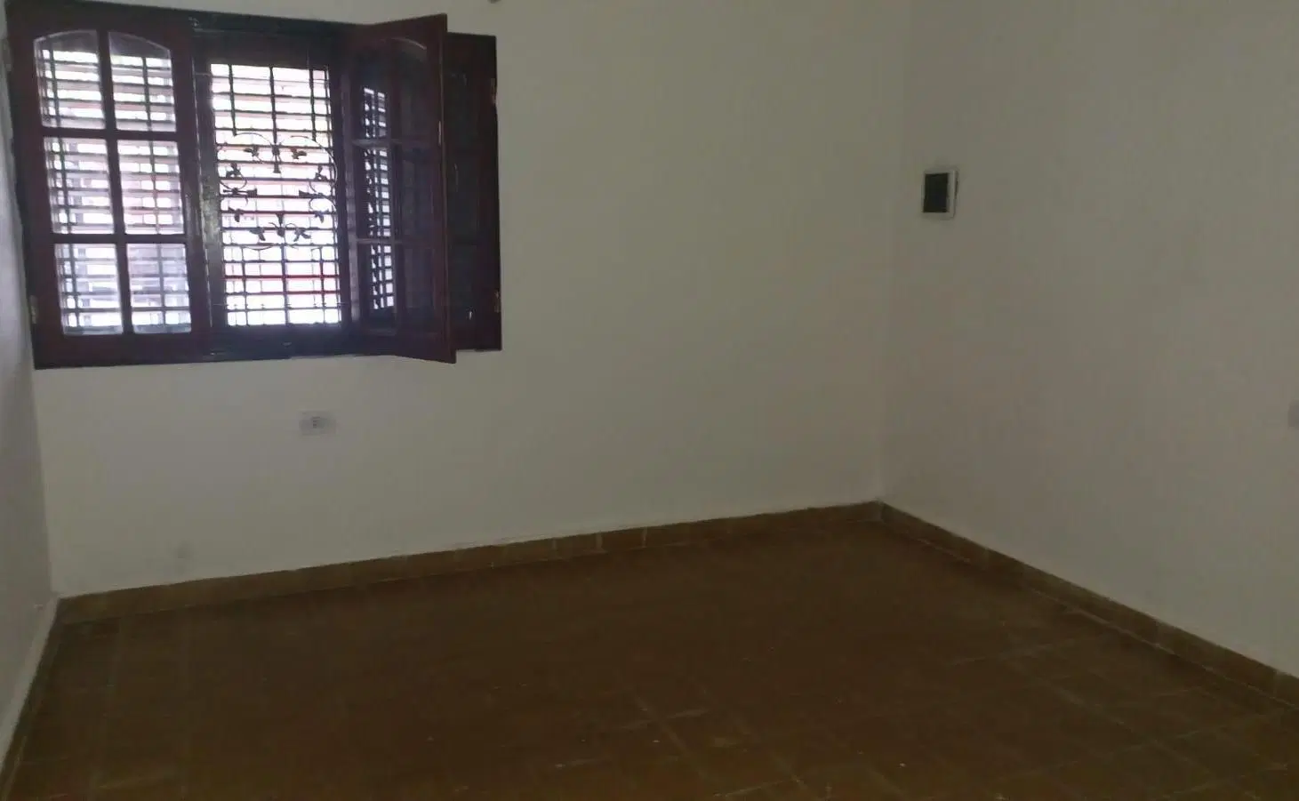 CASA DE 2 DORMITORIOS CON PATIO GRANDE EN CABAÑAS DEL PILAR 3