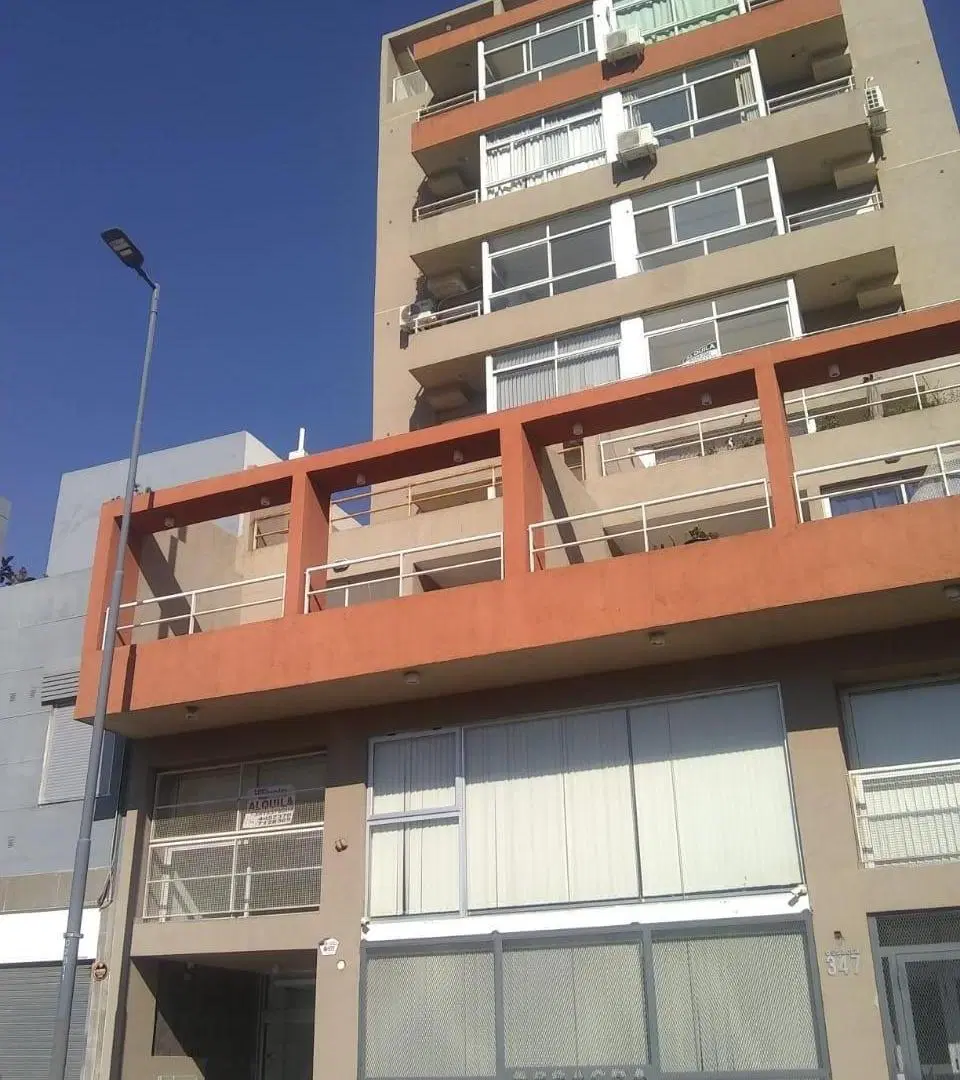 Sgo. del Estero 300 dpto. 2 dor cterraza propia 1