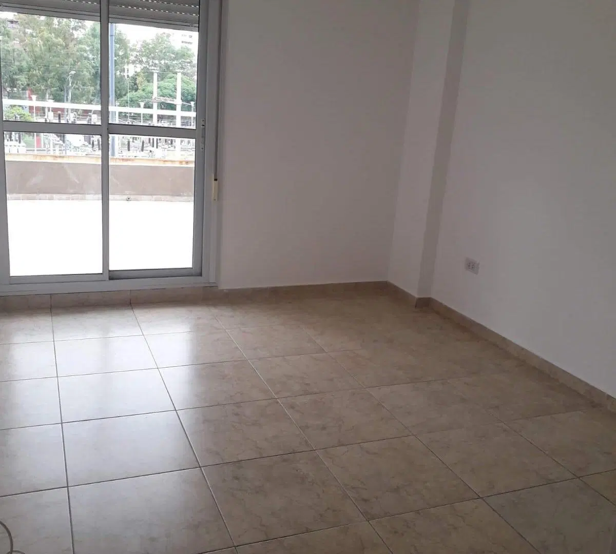 Sgo. del Estero 300 dpto. 2 dor cterraza propia 5