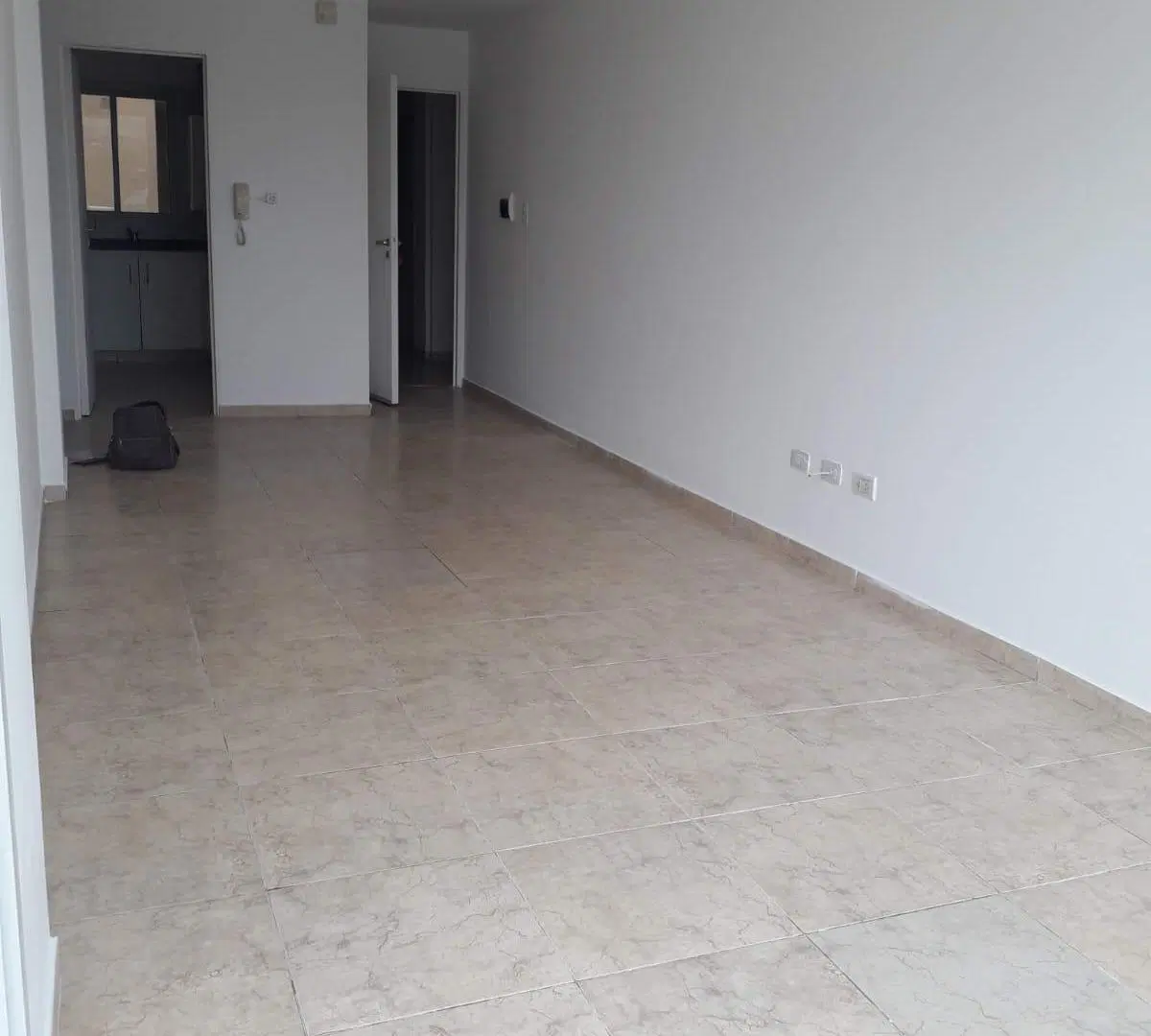Sgo. del Estero 300 dpto. 2 dor cterraza propia 3