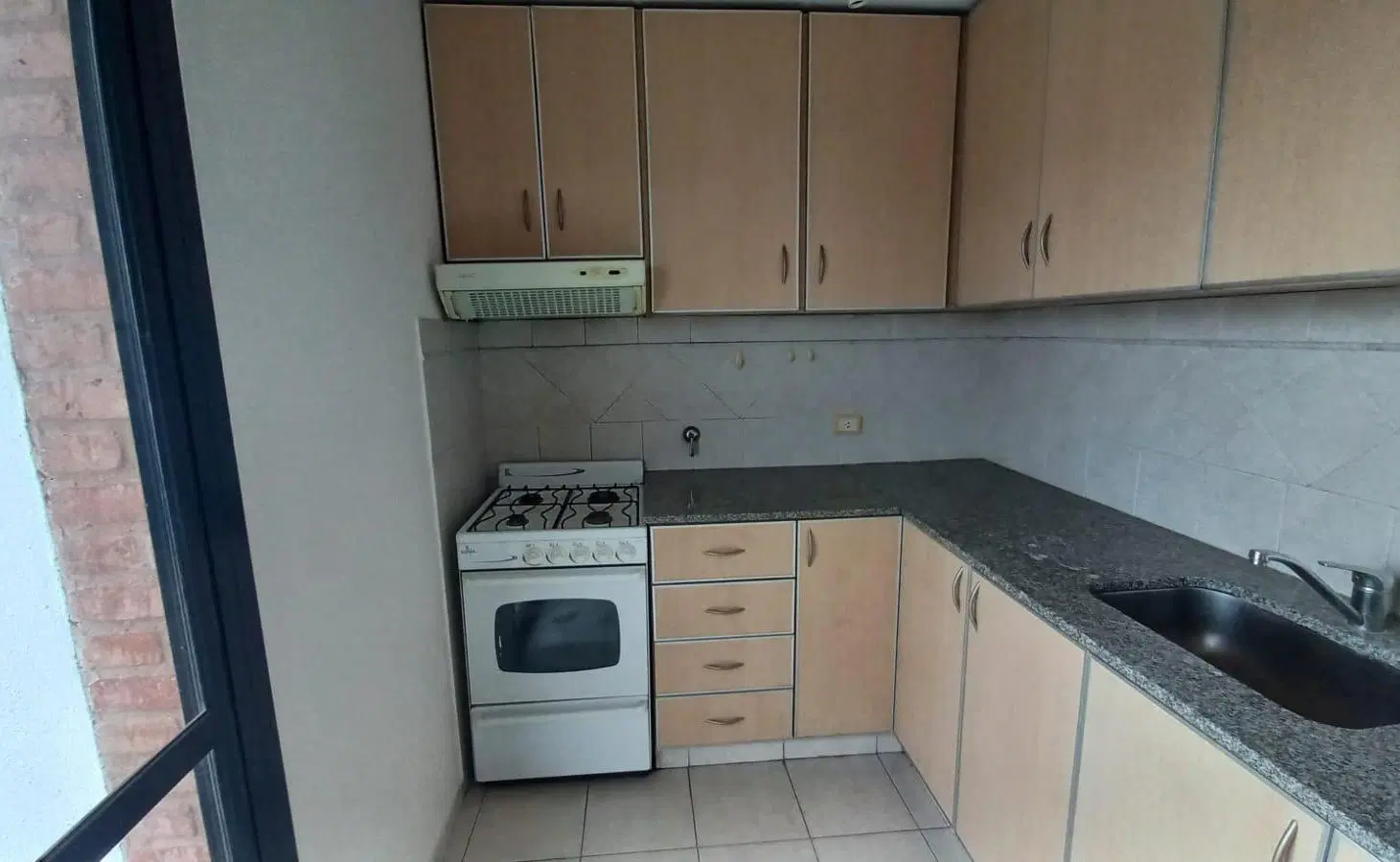 DEPTO DE 1 DORMITORIO EN B GRAL PAZ 4